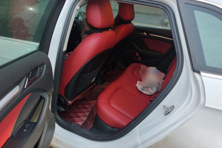 奥迪A3 2016款 Sportback 35 TFSI 进取型中控内饰21