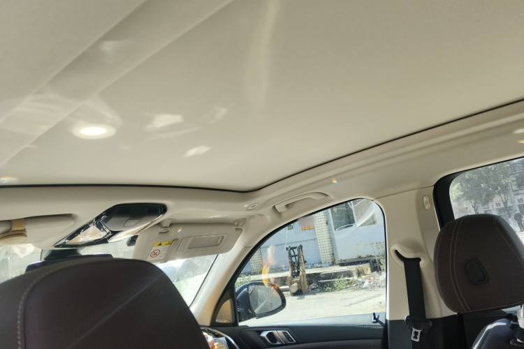 宝马X5 2022款 改款 xDrive 30Li 尊享型M运动套装局部细节22