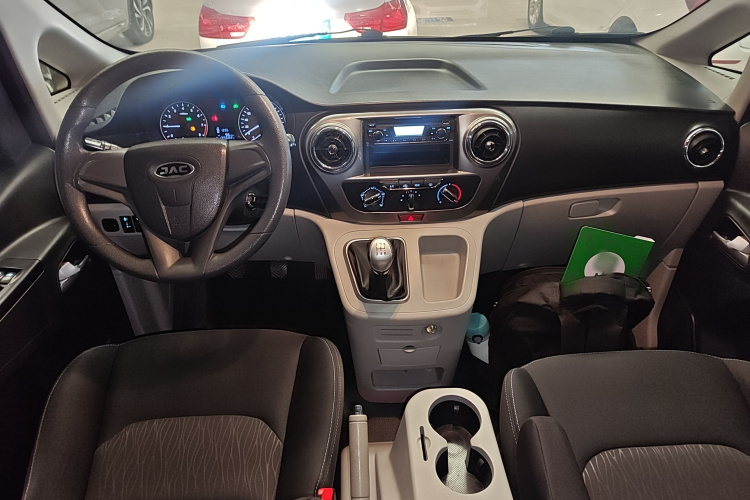 江淮瑞风 瑞风M3 2019款 PLUS 宜家版 1.8L 豪华型中控内饰12