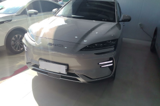 比亚迪 宋PLUS新能源 2024款 荣耀版 EV 520km 豪华型