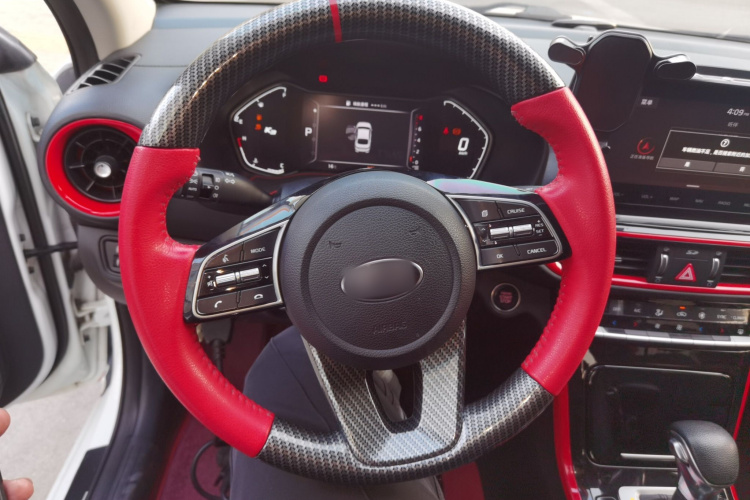 起亚K3 2019款 1.5L CVT智享互联版中控内饰13