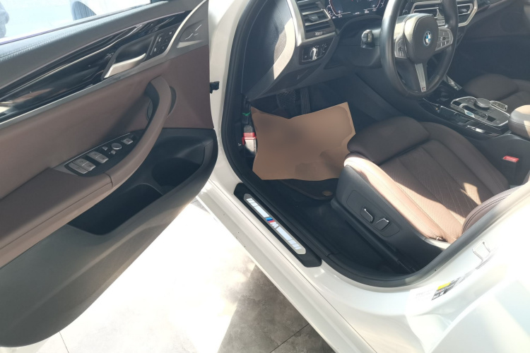 宝马iX3 2022款 改款 领先型中控内饰20