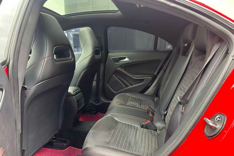 奔驰CLA 2018款 CLA 220 4MATIC车身外观6005