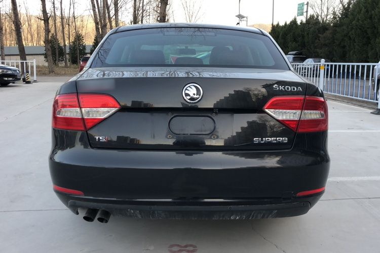 斯柯达 速派 2013款 1.4TSI 手动绅仕版车身外观6005