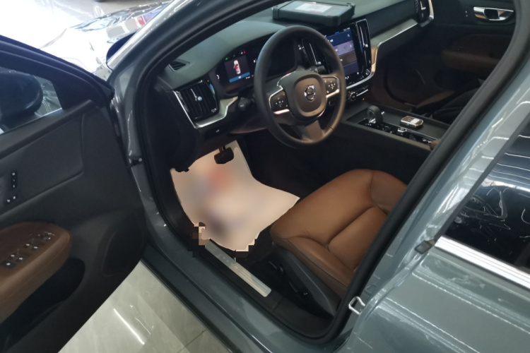 沃尔沃S60 2023款 B4 智逸豪华版中控内饰20