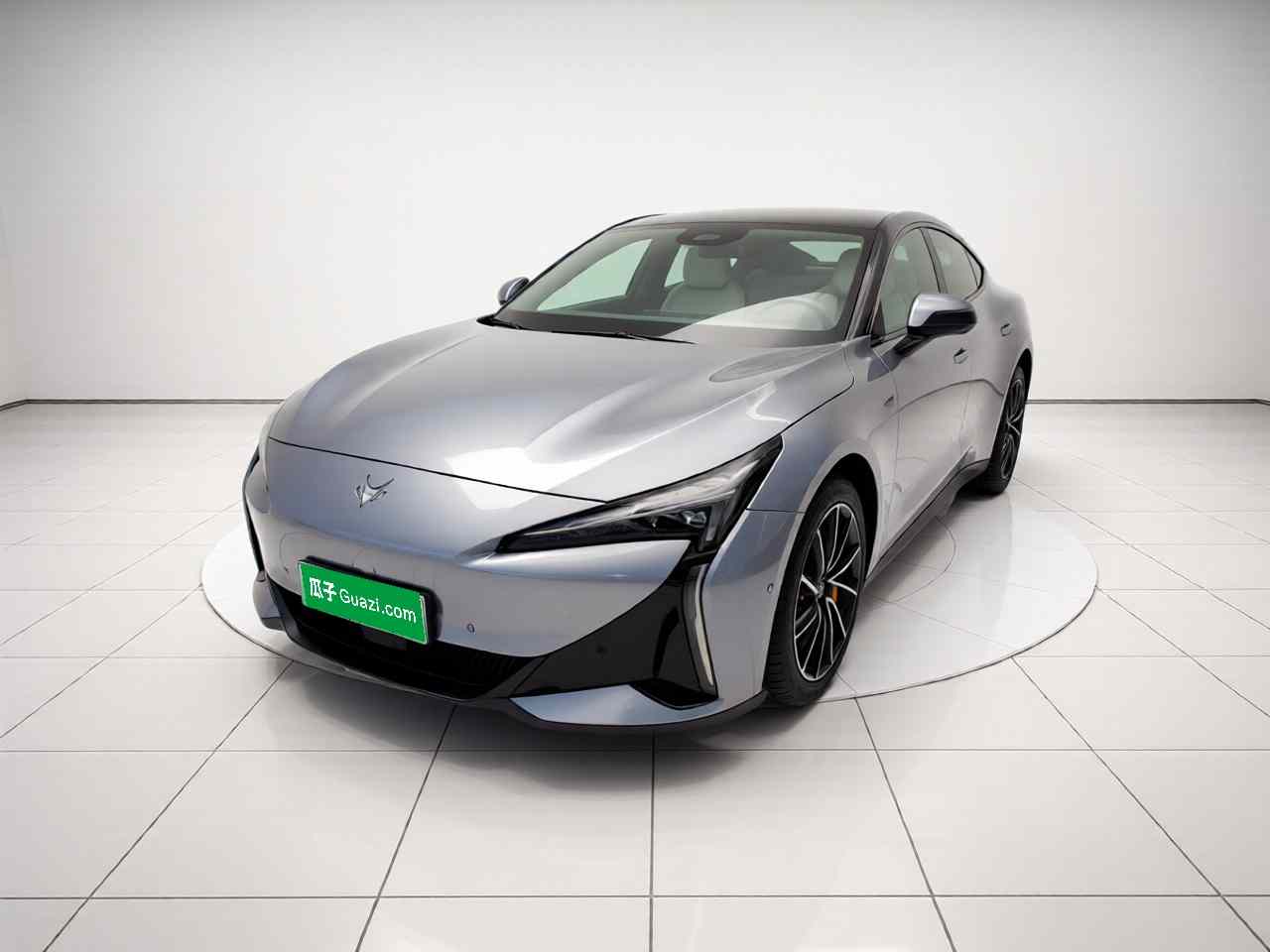 ARCFOX极狐 极狐 阿尔法S5 2024款 560MAX 185kW(2)
