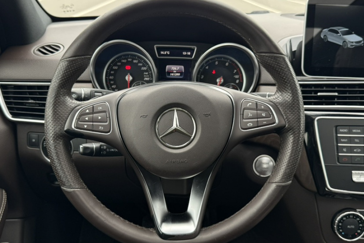 奔驰GLE 2015款 GLE 400 4MATIC局部细节18