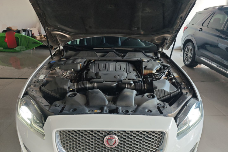 捷豹XJ 2016款 XJL 3.0 SC 两驱典雅商务版局部细节24