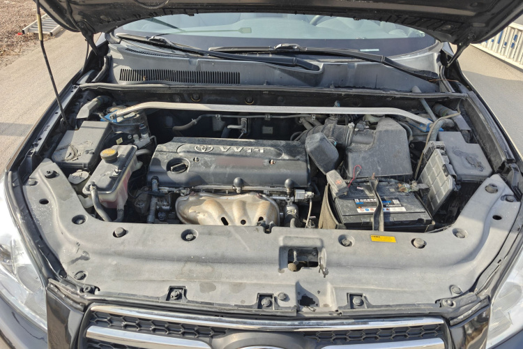 丰田 RAV4荣放 2011款 2.4L 自动四驱至臻版局部细节24