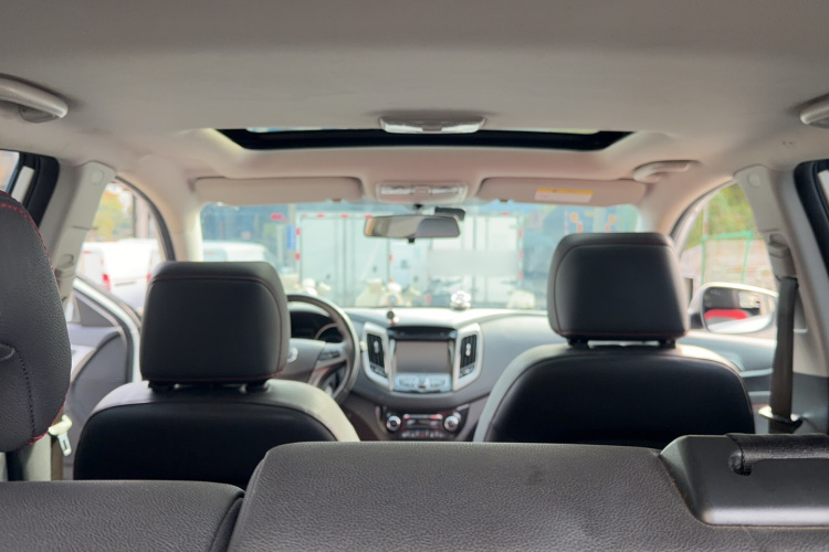 长安 逸动 2016款 XT 1.6L 自动俊酷型局部细节22