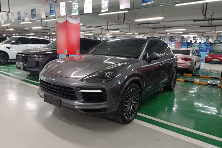 保时捷 2019款 Cayenne 3.0T车身外观1