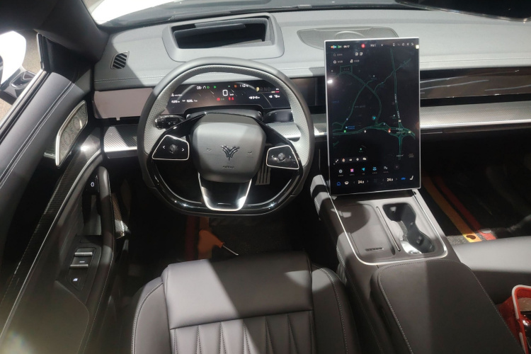 哪吒汽车 哪吒S猎装 2024款 增程300 标准版局部细节13