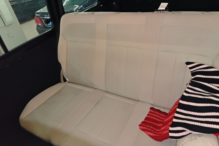 东风风行 菱智 2022款 M5 1.6L 实用型 5座中控内饰7004