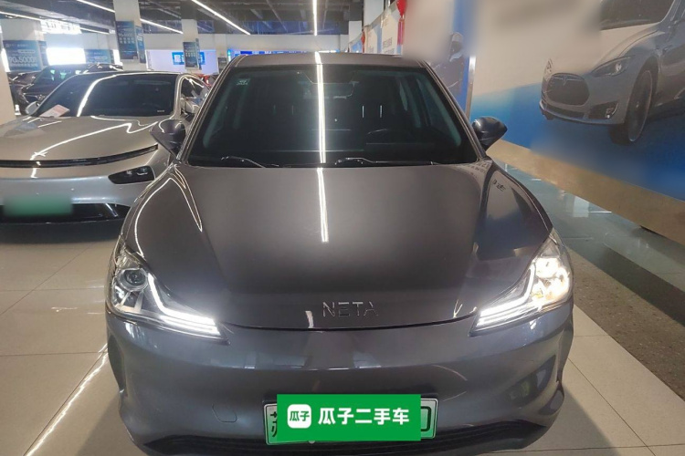 哪吒汽车 哪吒V 2022款 长续航行业定制版车身外观6001