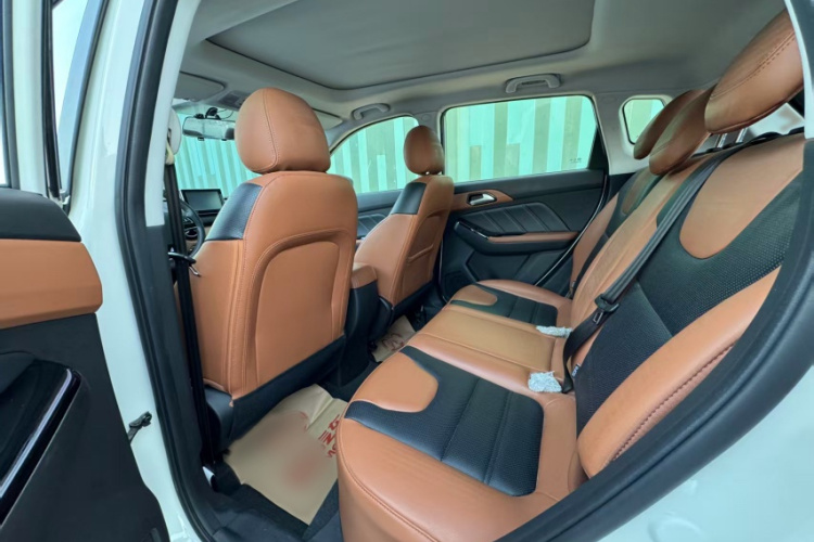 北京汽车 绅宝X35 2016款 1.5L 自动豪华版中控内饰7003