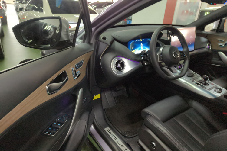 腾势X 2020款 PHEV旗舰版中控内饰20