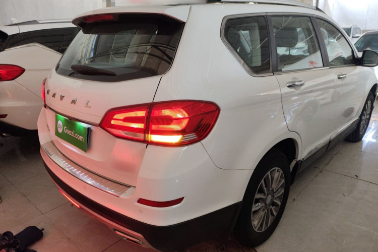 哈弗H6 2021款 运动版 1.5T 自动精英智联型 六边形格栅车身外观7