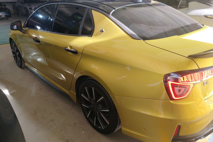 领克03 2019款 03+ 2.0TD 自动驭风版车身外观6003