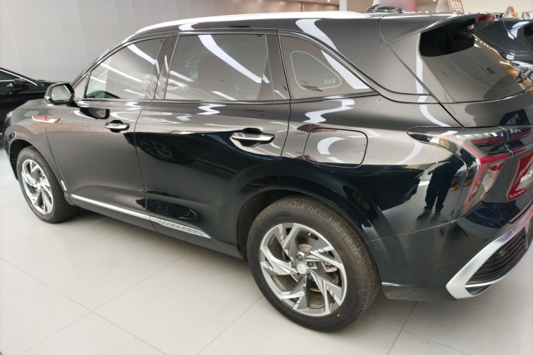 红旗HS3 PHEV 2024款 PHEV 115km 劲为版车身外观6003