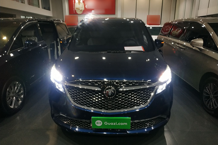 别克GL8 2020款 Avenir艾维亚 四座尊礼版车身外观6001
