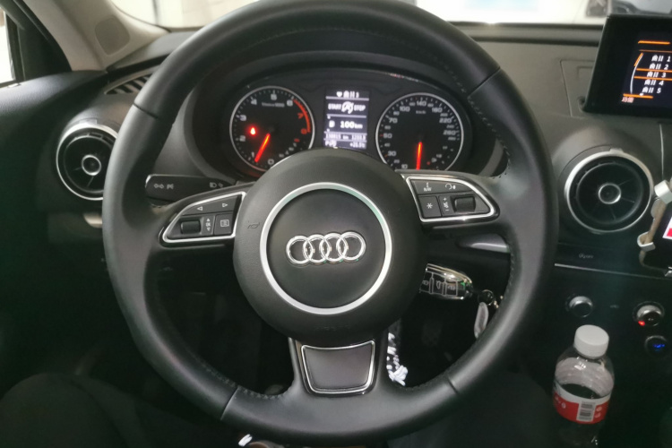 奥迪A3 2014款 Sportback 35 TFSI 自动时尚型局部细节13