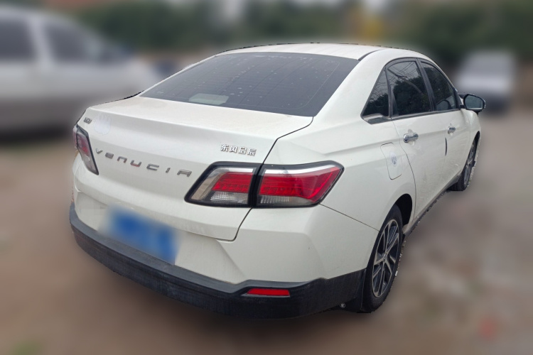 启辰D60 2018款 1.6L 手动智联精英版车身外观7