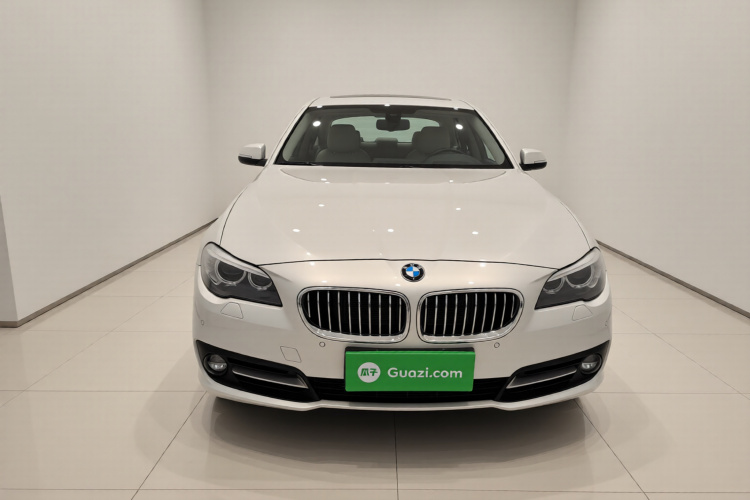 宝马5系 2017款 525Li 领先型车身外观2