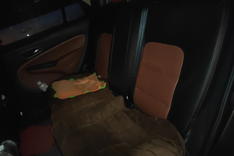 吉利汽车 金刚 2016款 1.5L 手动精英型中控内饰21