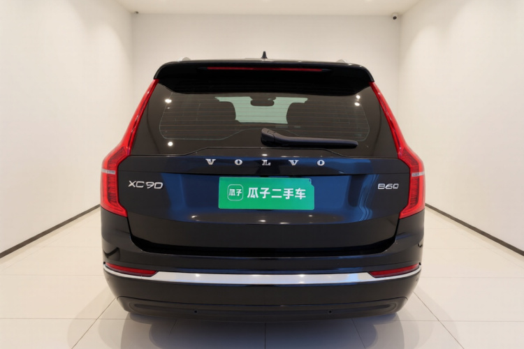 沃尔沃XC90 2024款 B6 智逸豪华版 7座车身外观6