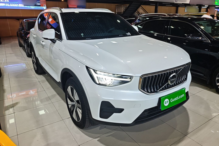 沃尔沃XC40 2023款 B3 智远豪华版车身外观6002