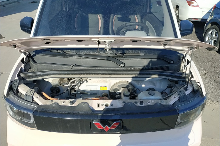 五菱汽车 宏光MINIEV 2021款 马卡龙臻享款 磷酸铁锂机舱底盘24