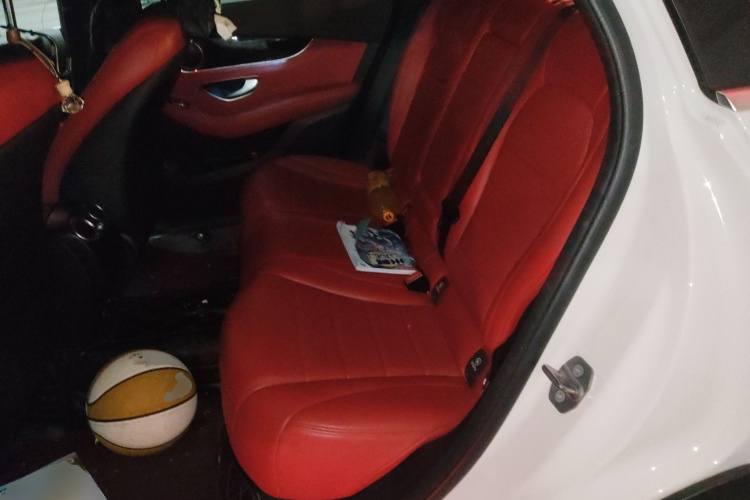 奔驰GLC 2019款 GLC 260 L 4MATIC 动感型中控内饰21