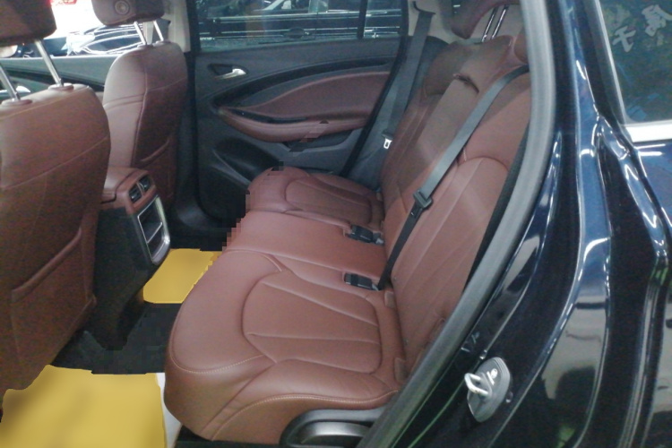 别克 昂科威 2020款 28T 四驱精英型中控内饰21