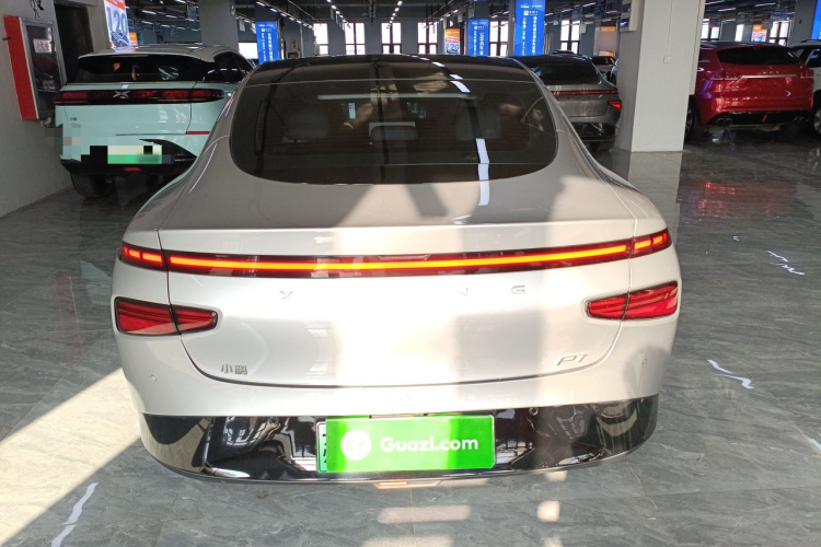 小鹏P7 2023款 P7i 702 Pro车身外观6004