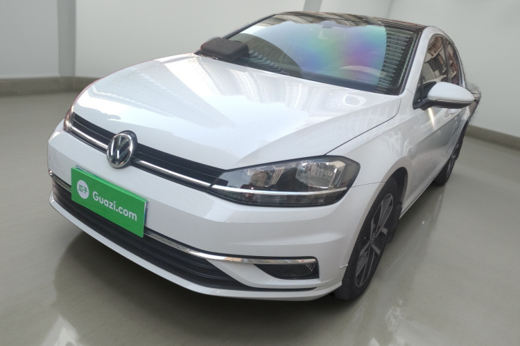 大众 高尔夫 2020款 挚爱版 280TSI DSG舒适型车身外观1