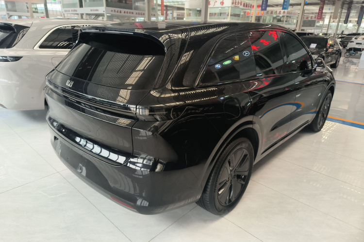 理想汽车 理想L6 2024款 Pro车身外观7