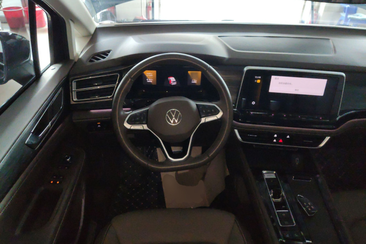 大众 威然 2023款 改款 380TSI 尊驰版中控内饰13
