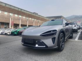 小米汽车 小米YU7 2025款 超长续航后驱版