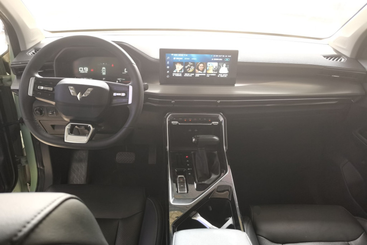 五菱汽车 五菱星辰 2021款 1.5T CVT星曜版中控内饰7002