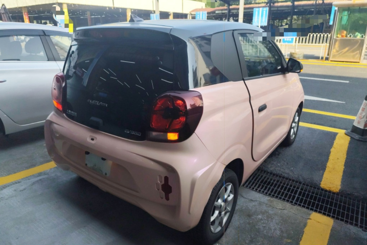 荣威 科莱威CLEVER 2022款 311km元气啵啵版车身外观7