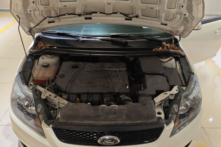 福特 福克斯 2013款 两厢经典 1.8L 自动时尚型局部细节24