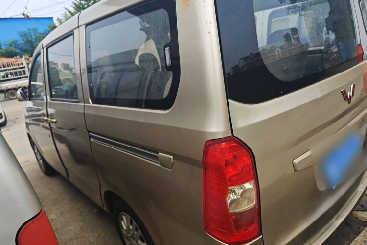 五菱汽车 五菱荣光V 2016款 1.5L标准型车身外观6005