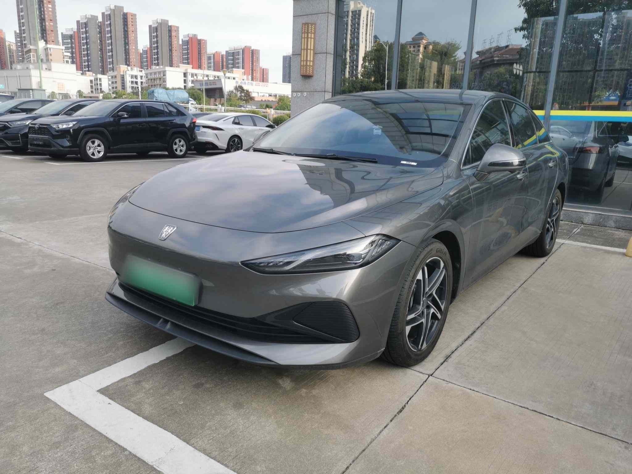 荣威D7 2023款 DMH 125km 卓越版(2)