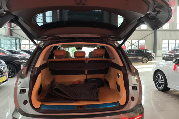 鸿蒙智行 问界M7 2024款 1.5T 后驱Plus版 5座局部细节23