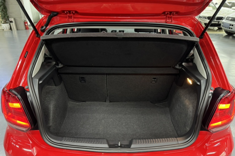 大众 Polo 2016款 1.6L 自动舒适型中控内饰7005