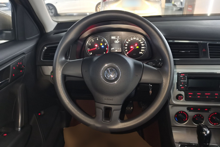 大众 朗逸 2013款 改款 1.4TSI DSG舒适版中控内饰13