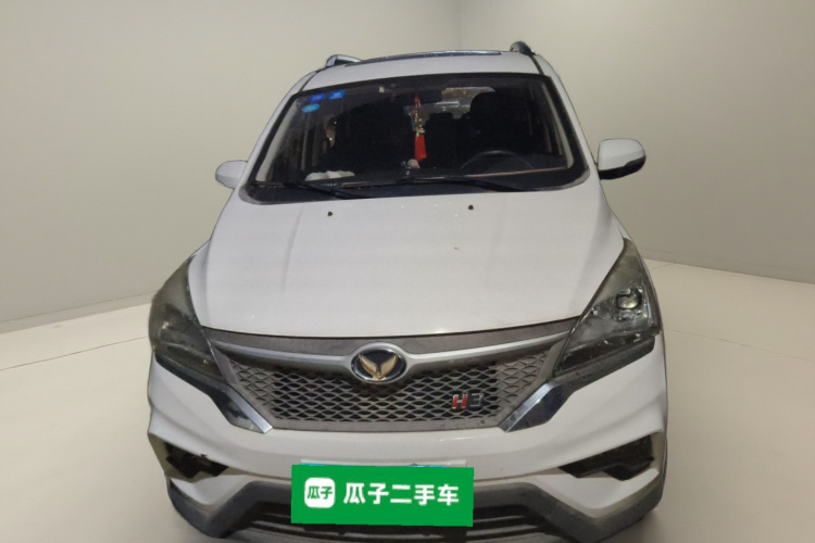 北汽幻速H3 2017款 1.5L 手动舒适天窗版车身外观2