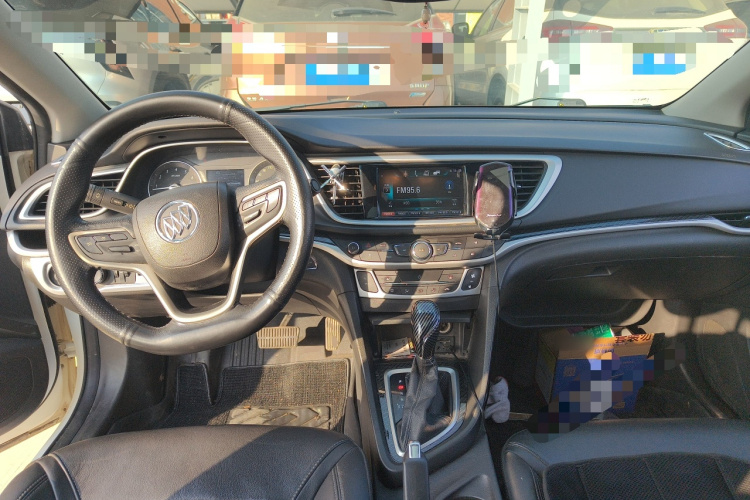 别克 英朗 2015款 18T 双离合豪华型中控内饰12