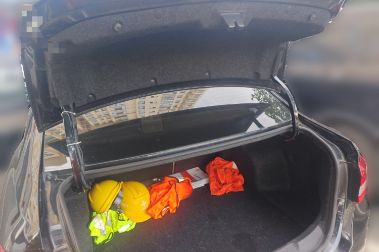 别克 英朗 2016款 15N 手动精英型中控内饰23