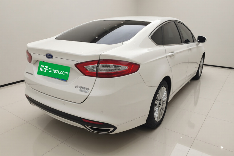 福特 蒙迪欧 2013款 2.0L GTDi200时尚型车身外观7